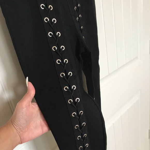 Corset style or lace up style pants - Picture 3 of 5